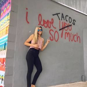 Meet your Posher, Amy